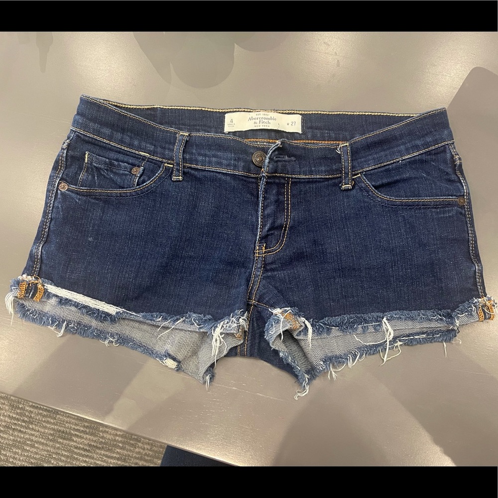 Abercrombie & Fitch Short Shorts